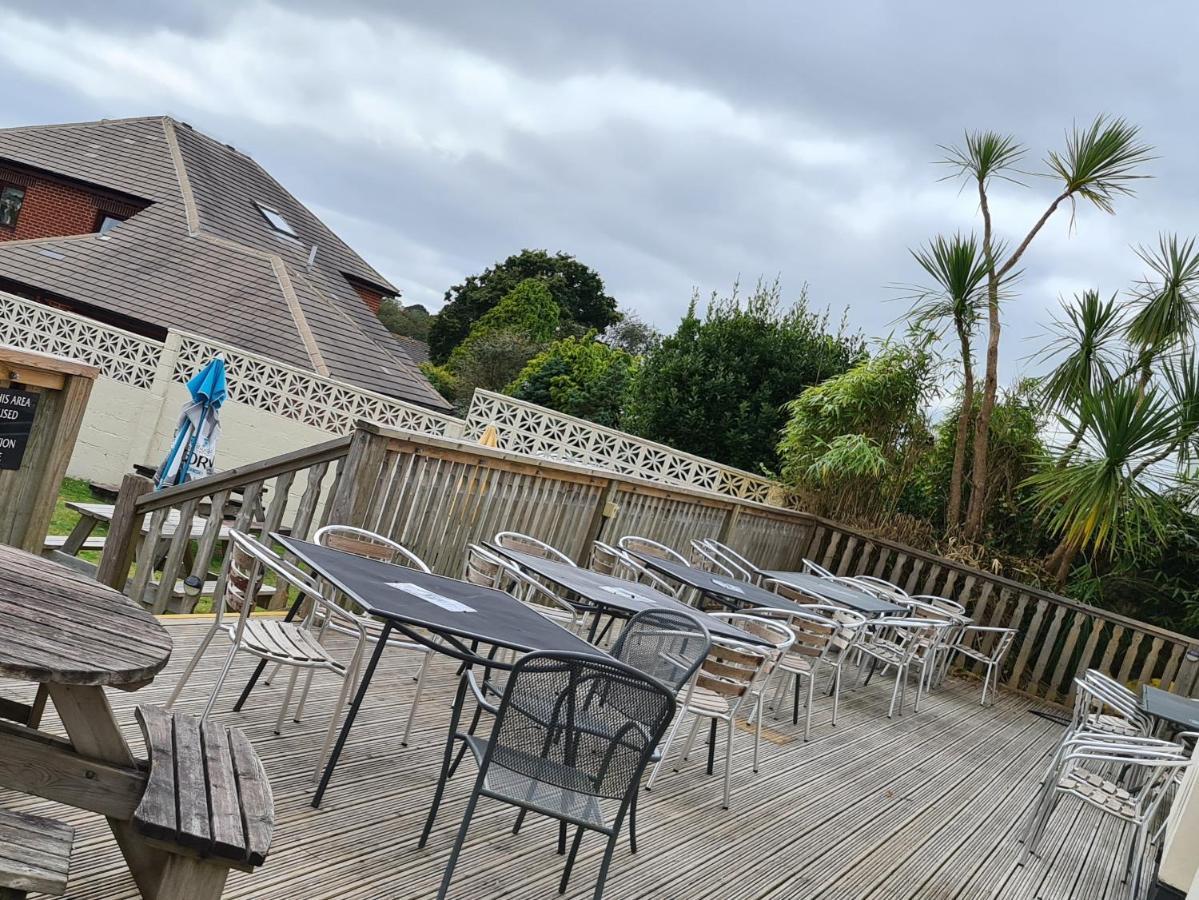 Carbeile Inn Torpoint Exterior photo