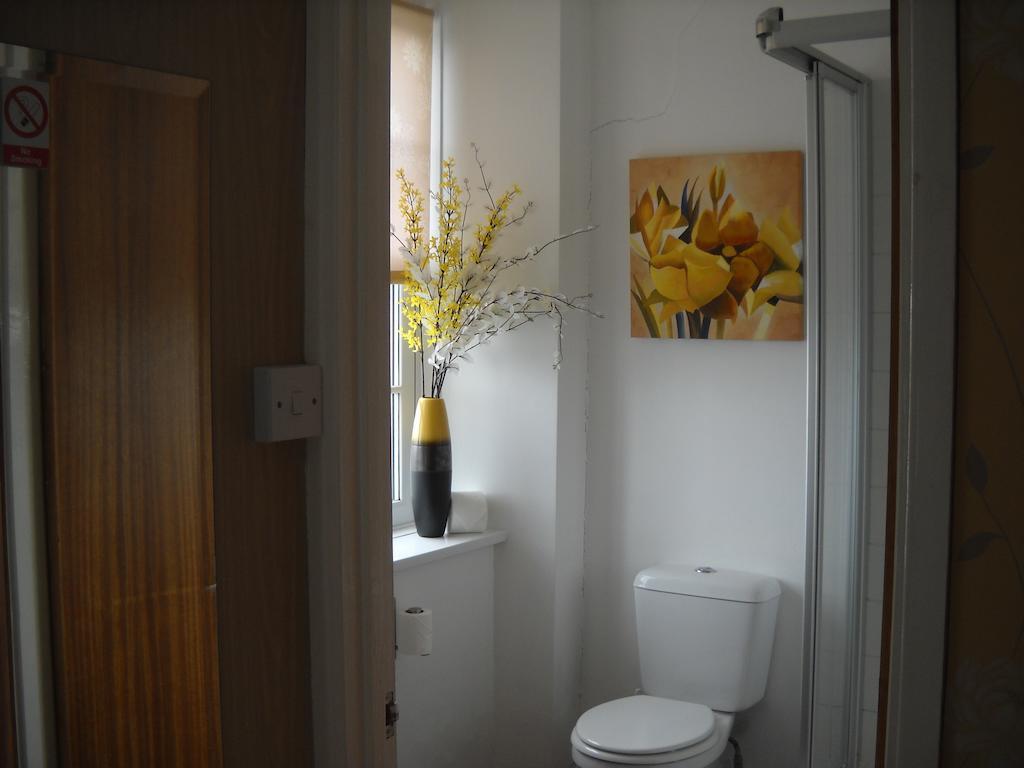 Carbeile Inn Torpoint Room photo